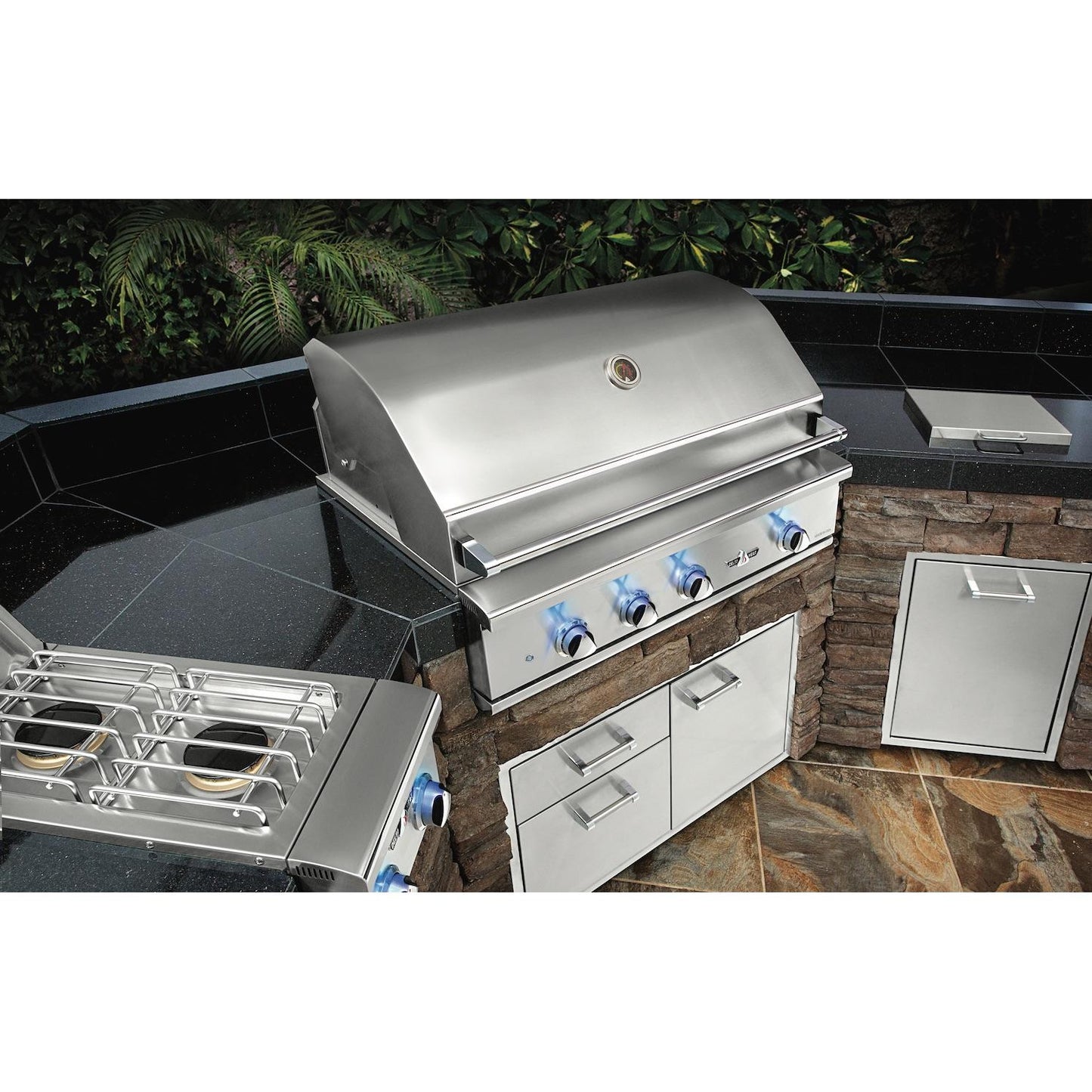 Delta Heat Premier Series Natural Gas Grill with LED Control Panel Lights DHBQ32G-D-N IMAGE 7
