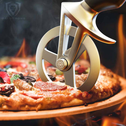 Dalstrong - Pizza Wheel & Cutter | "The Orbit Razor" | Dalstrong ©